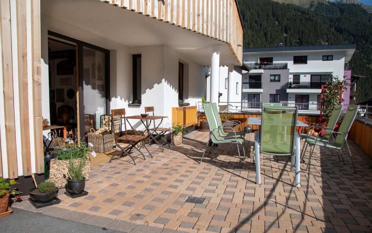 Apart Chamins Ischgl Exteriör bild
